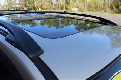 2006 Toyota Highlander Hybrid Limited - Photo 19 - Salem, OR 97317