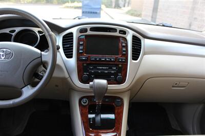 2006 Toyota Highlander Hybrid Limited - Photo 14 - Salem, OR 97317