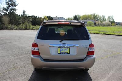 2006 Toyota Highlander Hybrid Limited - Photo 8 - Salem, OR 97317