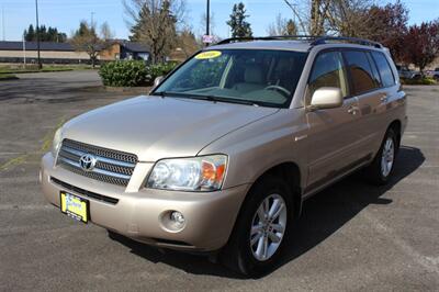2006 Toyota Highlander Hybrid Limited - Photo 2 - Salem, OR 97317