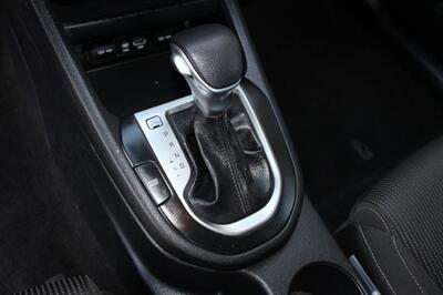 2021 Kia Forte LXS   - Photo 12 - Salem, OR 97317