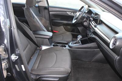 2021 Kia Forte LXS   - Photo 17 - Salem, OR 97317