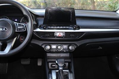 2021 Kia Forte LXS   - Photo 14 - Salem, OR 97317