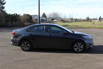2021 Kia Forte LXS   - Photo 5 - Salem, OR 97317