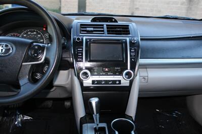 2014 Toyota Camry LE - Photo 14 - Salem, OR 97317