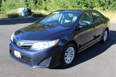2014 Toyota Camry LE - Photo 2 - Salem, OR 97317