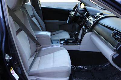 2014 Toyota Camry LE - Photo 17 - Salem, OR 97317