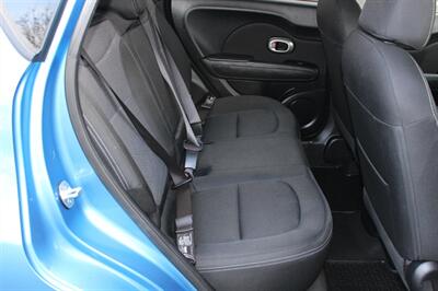 2017 Kia Soul +   - Photo 17 - Salem, OR 97317