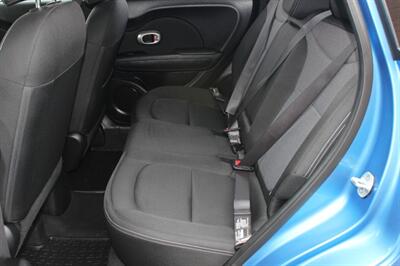 2017 Kia Soul +   - Photo 13 - Salem, OR 97317