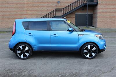 2017 Kia Soul +   - Photo 5 - Salem, OR 97317