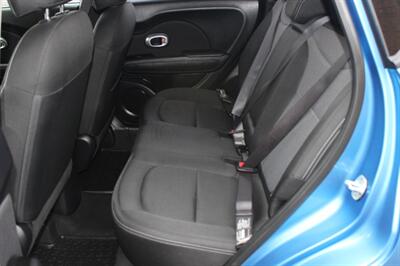 2017 Kia Soul +   - Photo 14 - Salem, OR 97317
