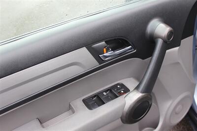 2010 Honda CR-V LX   - Photo 12 - Salem, OR 97317