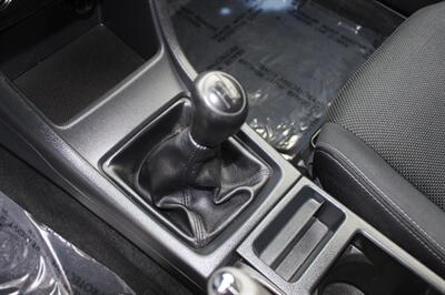 2015 Subaru XV Crosstrek 2.0i Premium - Photo 12 - Salem, OR 97317