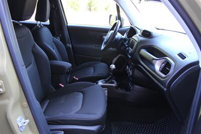 2015 Jeep Renegade Latitude   - Photo 18 - Salem, OR 97317