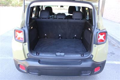 2015 Jeep Renegade Latitude   - Photo 15 - Salem, OR 97317