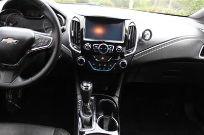 2017 Chevrolet Cruze Premier Auto - Photo 14 - Salem, OR 97317