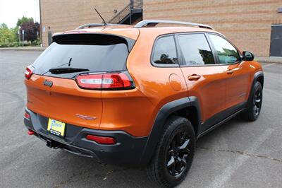 2015 Jeep Cherokee Trailhawk   - Photo 4 - Salem, OR 97317