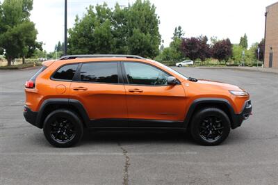 2015 Jeep Cherokee Trailhawk   - Photo 5 - Salem, OR 97317