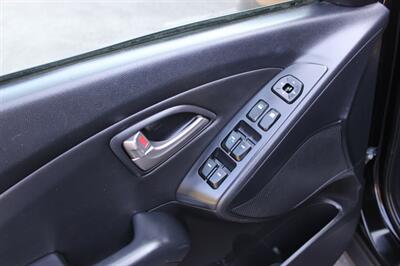 2011 Hyundai Tucson Limited   - Photo 11 - Salem, OR 97317