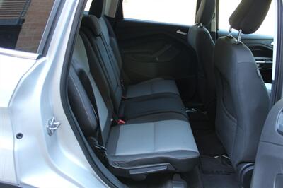 2018 Ford Escape SE   - Photo 16 - Salem, OR 97317