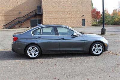 2017 BMW 330i xDrive - Photo 5 - Salem, OR 97317