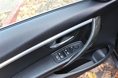 2017 BMW 330i xDrive - Photo 11 - Salem, OR 97317