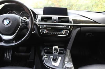 2017 BMW 330i xDrive - Photo 14 - Salem, OR 97317