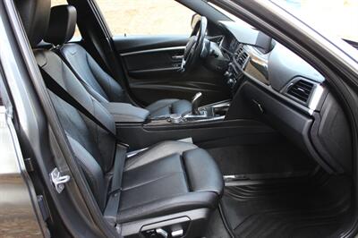 2017 BMW 330i xDrive - Photo 17 - Salem, OR 97317
