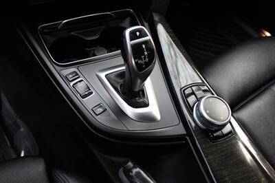 2017 BMW 330i xDrive - Photo 12 - Salem, OR 97317