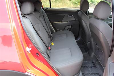 2011 Kia Sportage LX   - Photo 16 - Salem, OR 97317