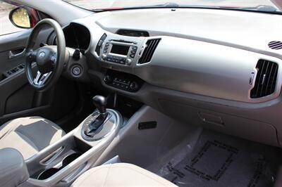 2011 Kia Sportage LX   - Photo 17 - Salem, OR 97317