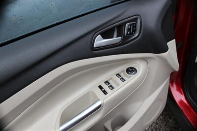 2017 Ford Escape Titanium   - Photo 11 - Salem, OR 97317