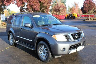 2011 Nissan Pathfinder LE   - Photo 1 - Salem, OR 97317