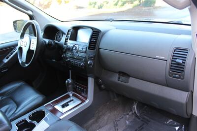 2011 Nissan Pathfinder LE   - Photo 18 - Salem, OR 97317
