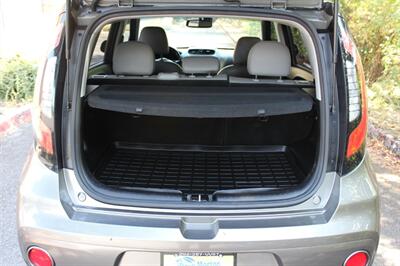 2018 Kia Soul +   - Photo 15 - Salem, OR 97317