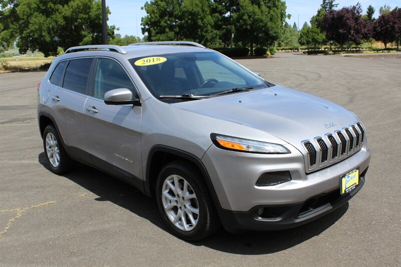 2018 Jeep Cherokee Latitude Plus  