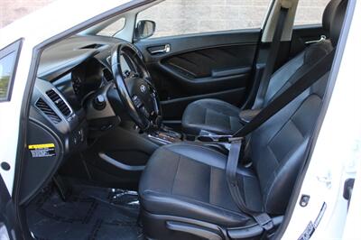 2017 Kia Forte EX Luxury   - Photo 10 - Salem, OR 97317