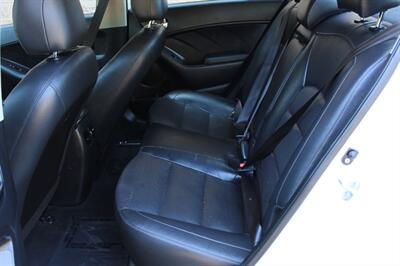 2017 Kia Forte EX Luxury   - Photo 13 - Salem, OR 97317