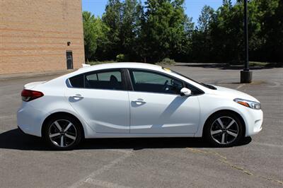 2017 Kia Forte EX Luxury   - Photo 5 - Salem, OR 97317