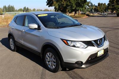 2017 Nissan Rogue S   - Photo 1 - Salem, OR 97317