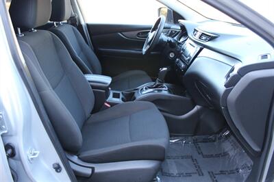 2017 Nissan Rogue S   - Photo 18 - Salem, OR 97317
