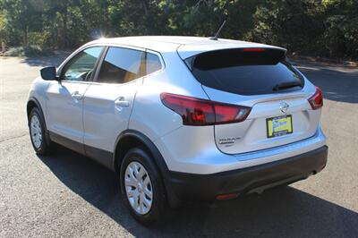 2017 Nissan Rogue S   - Photo 3 - Salem, OR 97317