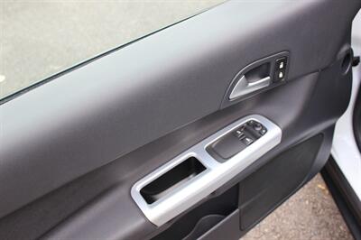 2013 Volvo C30 T5 Premier Plus - Photo 12 - Salem, OR 97317