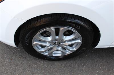 2017 Toyota Yaris iA   - Photo 18 - Salem, OR 97317