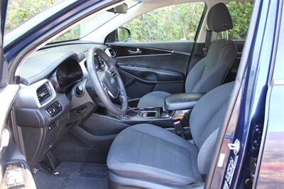 2019 Kia Sorento LX V6   - Photo 11 - Salem, OR 97317