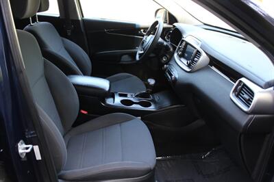 2019 Kia Sorento LX V6   - Photo 20 - Salem, OR 97317