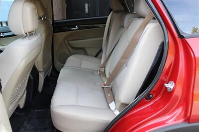 2011 Kia Sorento LX - Photo 13 - Salem, OR 97317