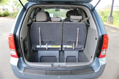 2012 Kia Sedona LX - Photo 15 - Salem, OR 97317