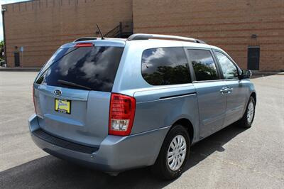 2012 Kia Sedona LX - Photo 4 - Salem, OR 97317