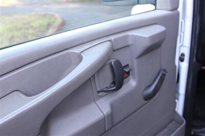2007 Chevrolet Express 1500   - Photo 11 - Salem, OR 97317